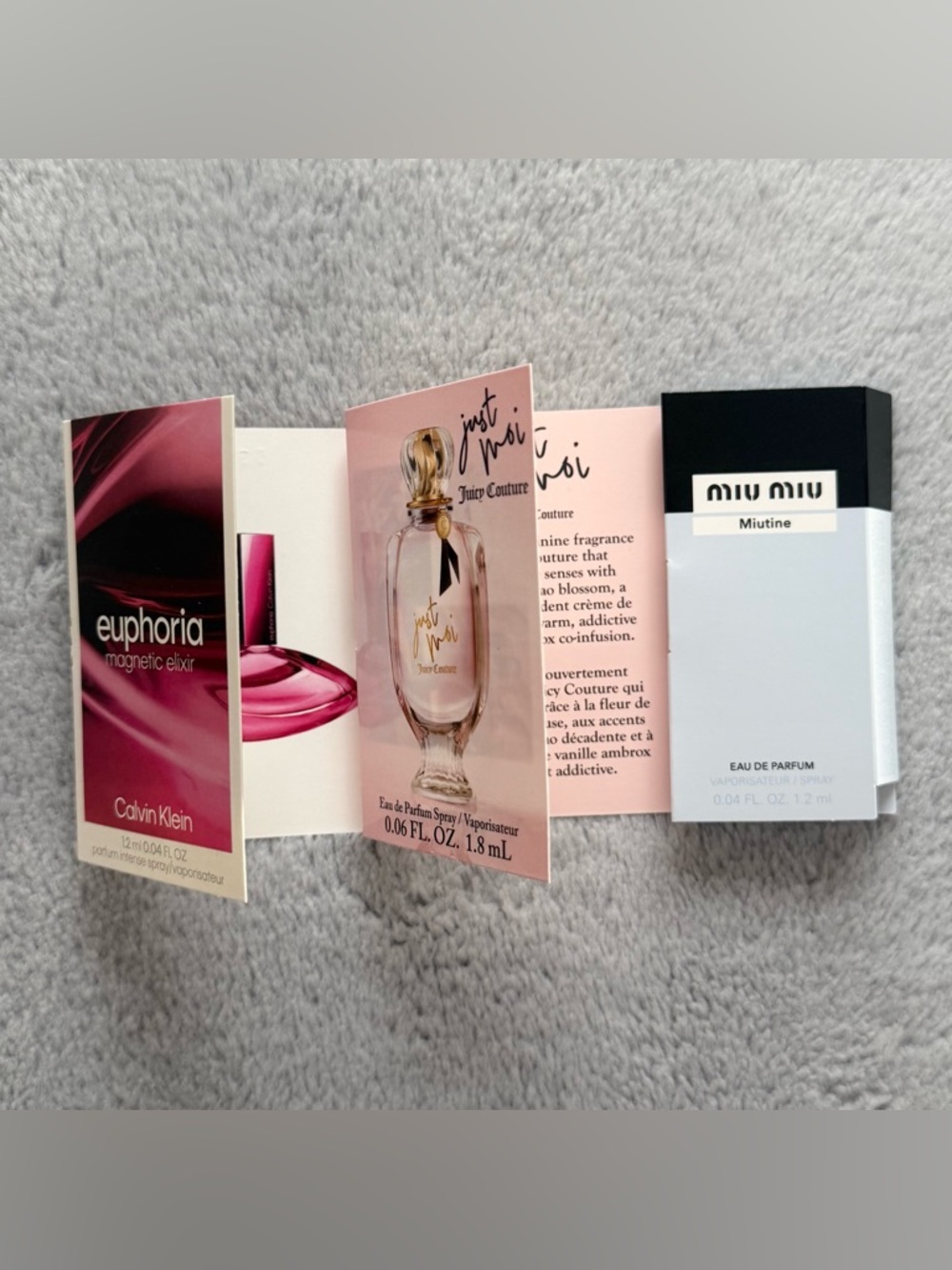 5/$25 🎆 NEW Women’s Luxury Fragrance Sampler